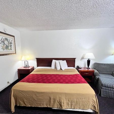 Heritage Inn And Suites Prairieville Buitenkant foto